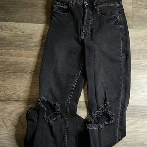 Black ripped jeans
